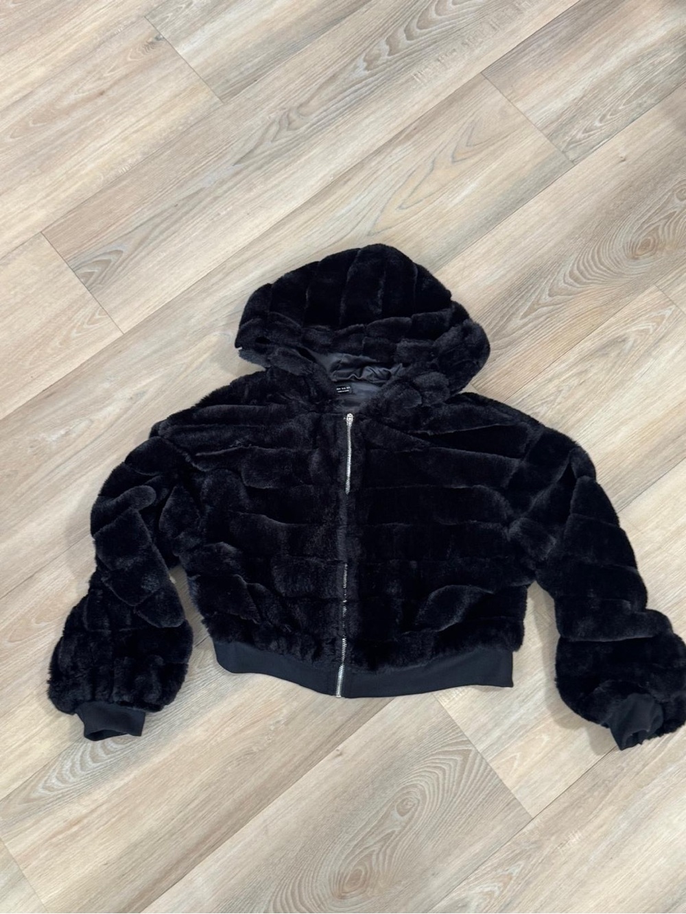 SHEIN Black Faux Fur Hooded Puffer Jacket